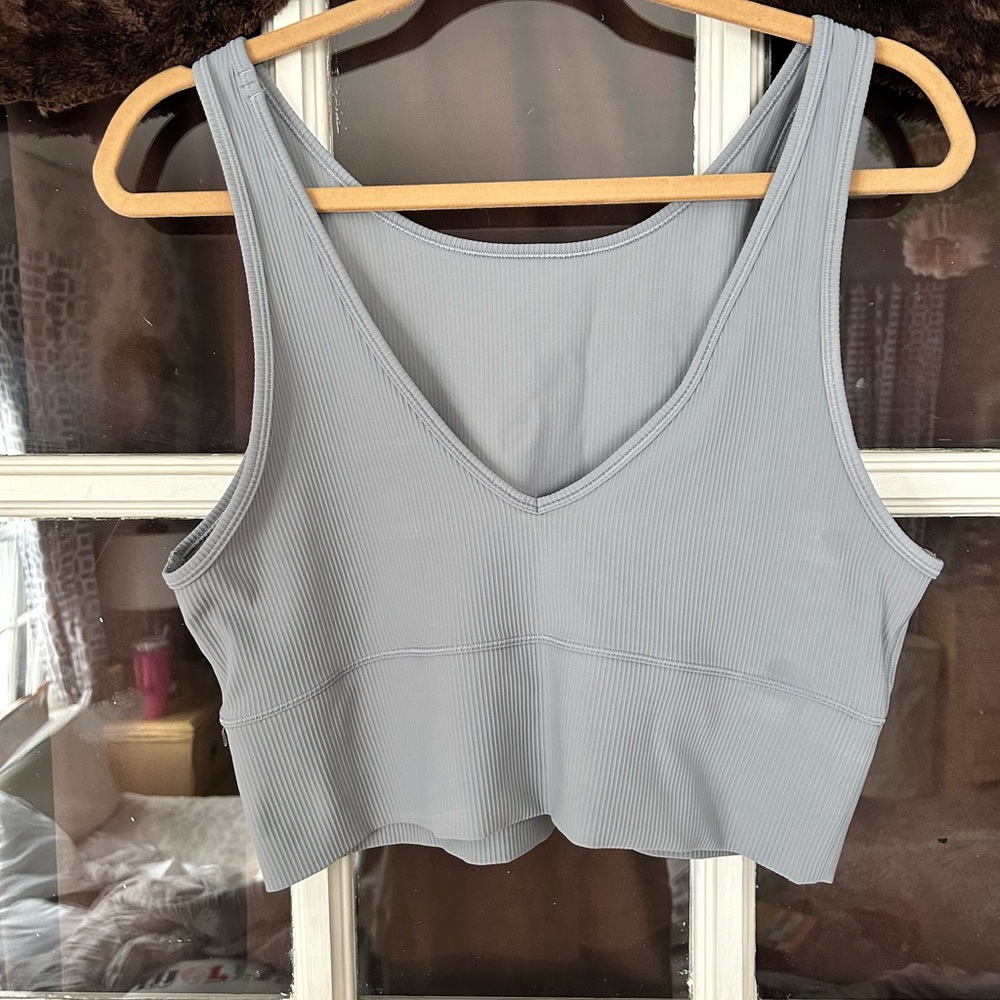 Lululemon Power pivot tank
